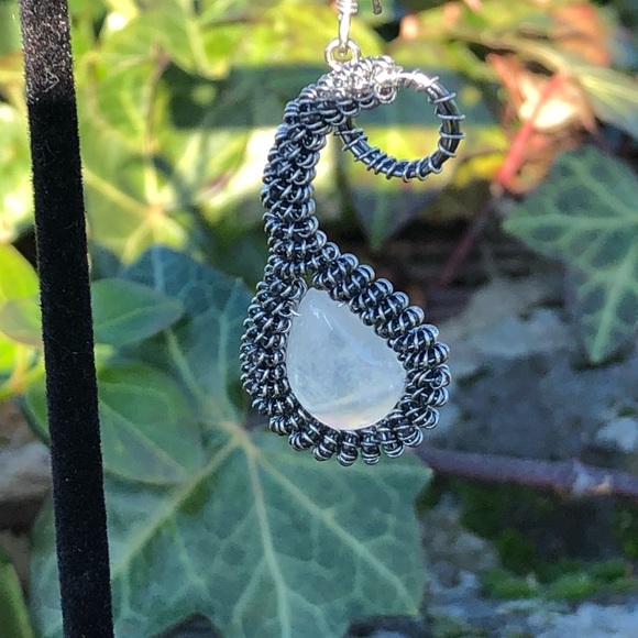 SOLD Moonstone earrings - Picture 8 of 8